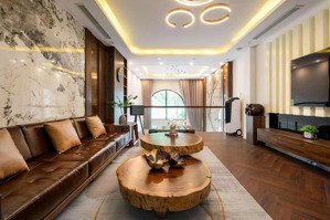 cho thuê nhà biệt thự mặt ngõ hoàng đạo thuý dt 100m x 5 tầng mặt tiền 16m