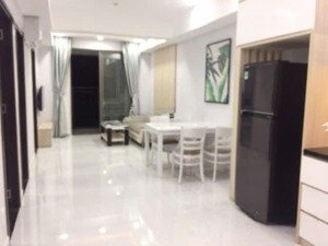bán căn hộ saigon south residences. 2pn, 2wc full nội thất, đã có sổ, giá 4tỷ9 thương lượng