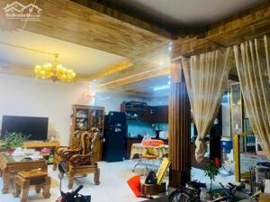 BÁN GẤP: Nhà sổ riêng, ô tô đậu ngon lành, giá yêu thương 5,9 tỷ!"