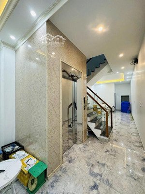 siêu nhà đẹp lô 22 lê hồng phong, dt 60m2 x 5 tầng full nội thất kèm thang máy nhập khẩu