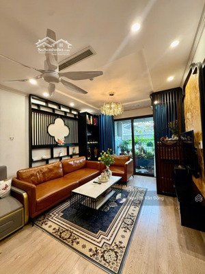 gia đình cần bán căn hộ cao cấp sky park, để lại nội thất đầy đủ, sổ đỏ chính chủ sẵn giao dịch