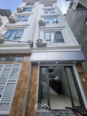 nhà mới đẹp ngay sát chợ tứ hiệp, gần trung tâm . nhà cổ điển dt 35 m2 x 5 tầng giá nhỉnh 5 tỷ