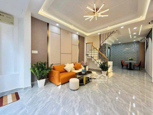 cần bán nhà mới 48m2 út tịch, tân bình giá 2tỷ590. nhà 3 tầng 3pn. shr. gần chợ phạm văn hai