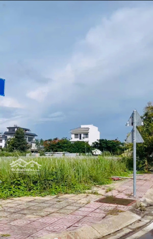 đất biệt thự 2 mặt tiền đường 30m
