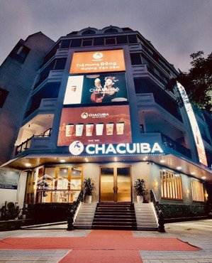 cho thuê nhà mặt phố trần thái tông, 120m2 x4 tầng, mt 9m siêu hot