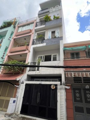 bán nhà hẻm 10m dt: 4x17,3m 4tầng căn đẹp nhất đường nguyễn thiện thuật p3 q3 giá chỉ 19.8 tỷ