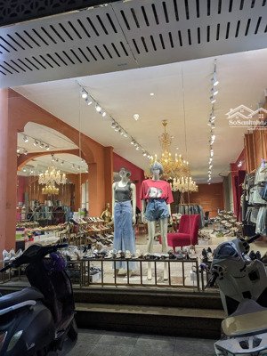cho thuê mbkd mặt phố hàng mã, gần chợ đồng xuân, 60-140m²/sàn, 4m mt, 3 tầng kd mọi mô