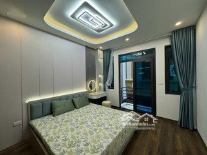 cần bán gấp nhà đường nguyễn chính - tân mai. nhà dân xây chắc chắn. 26m2 4 tầng chỉ nhỉnh 5 tỷ