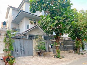 biệt thự ngang lớn 15m xây tâm huyết ở đặng thuỳ trâm, bình thạnh , 240m2 (15 x 16), 3 tầng, 28 tỷ
