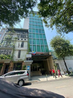 bán khách sạn ngay thái văn lung, p. bến nghé, quận 1. dt (6x25m), hầm 8 tầng, hđt 230tr. giá 104tỷ