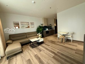 căn hộ 2 ngủ 2 wc 2 ban công siêu đẹp tại phố tây văn cao