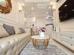 cần pass lại hợp đồng thuê, 2pn, full nội thất, view quận 1 tuyệt đẹp, căn góc thoáng, giá 15 triệu