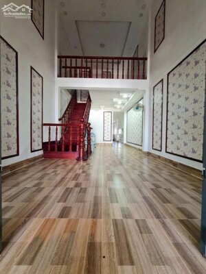 BÁN NHÀ 1 TRỆT 1 LỮNG 3PN PHƯỜNG 8 VĨNH LONG