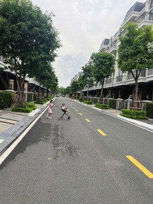 xã lỗ ! nhà thô classia thô trục thông giá ngợp 17 tỉ