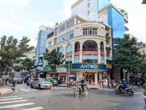 siêu hiếm: góc 2 mt nguyễn thái bình, quận 1 tòa nhà 5 tầng, dòng tiền 160 triệu/t giá 81 tỷ tl