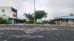 bán nhà 2 mặt tiền đường số 4 kdc giồng ao 100m2 full thổ cư giá chỉ 4.8 tỷ