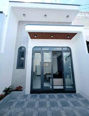 bán nhà sổ riêng thổ cư 100%. hỗ trợ vay ngân hàng tối đa