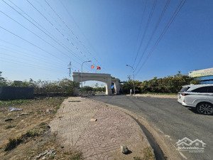 bán đất mặt tiền phạm hữu lầu, nhà bè 2.768m², ngang 56m cực đẹp giá chỉ 45,6 tỷ sổ sẵn