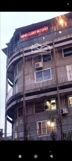 cho thuê căn hộ sky garden,trần quý, phường 7, quận 11,(lầu 3 thang bộ) diện tích sử dụng 180 m2
