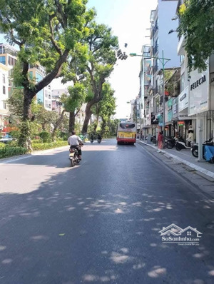 mặt phố vip kim mã, kinh doanh bất chấp, diện tích 35m2, 7 tầng thang máy, mặt tiền 3,6m, giá 25 tỷ