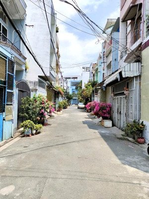 gấp bán nhà quận tân phú - đường vườn lài - gần trường thpt trần phú - hẻm nhựa 6m - 80m2 - 6.9tỷ