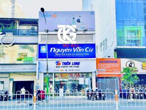[ Quận 5 ] Cho Thuê Nhà: 163 Nguyễn Văn Cừ - 9x20m, 2 tầng