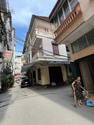 bán nhà 2 mặt tiền - vị trí đắc địa phố hoàng văn thái thanh xuân hà nội