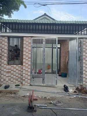 cần bán gấp nhà cấp 4 đang cho thuê ngay an tây, bến cát. giá 1ty7, 100m2, shr, mặt tiền đường 7m