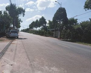 bán lô đất góc 2 mặt tiền đường đt 749b minh hòa, bình dương