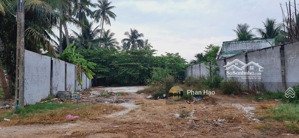 hàng ngộp anh hàng xóm gửi đất đ. thầy cai, xã phú hưng, bến tre, dt 140m2/ 576tr, shr