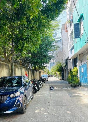 bán lô đất kiệt ô tô đường chính hữu. giữa võ văn kiệt và phạm văn đồng. phù hợp xây căn hộ