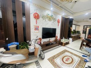 nhà dân xây 48m2 /3 tầng ngõ ô tô vào đsng cần bán rất hiếm khu long biên