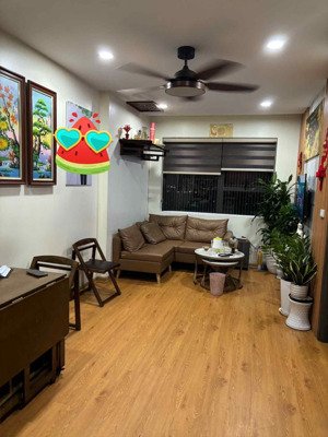  
toà hh2 chung cư xuân mai complex. dương nội . hà đông
- diện tích 48m/ 2ngu 1wc.