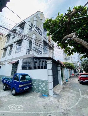 bán nhà căn góc 2 mặt tiền hẻm đường lê hồng phong, phường 4, vũng tàu.