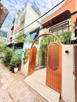 Nhà Đường Thích Quảng Đức Quận Phú Nhuận Phường 5.