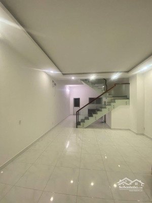 nhà trệt 2 lầu khu dân cư đức huy đông hoà ngay gần làng đại học