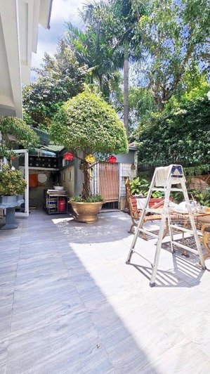 biệt thự góc 2 mặt tiền kinh doanh cũ, 4 tầng tiện xây mới phường an khánh - giá chào bán 31 tỷ