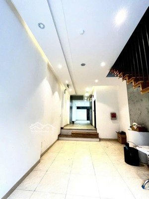 siêu phẩm nhà 5t mt d.10m5 tt hải châu 1-vị trí đỉnh xem pháo hoa-mở cửa ra là có tiền-14,x tỷ