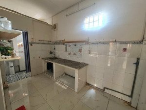 cho thuê nhà bình chánh 60m2, 2pn