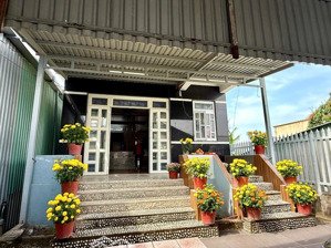 kẹt tiền bán gấp nhà giảm 3 tỷ cho căn nhà mặt tiền lý nhơn có nhà yến thu nhập tốt cần giờ, tphcm