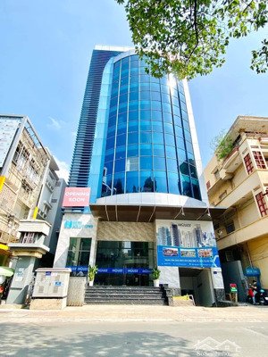 hot hot tòa nhà mt nguyễn trãi, quận 5. dt: 10 x 20m, hầm 7 tầng, hđt 300tr/th, giá chỉ 145 tỷ tl