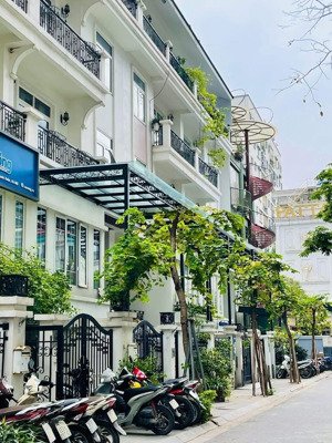 biệt thự liền kề chỉ 28.5 tỷ - thanh xuân - ô tô tránh - vỉa hè - có hầm - 110m2 - mt 5.2m