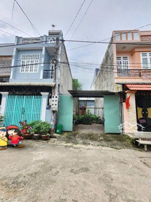 khách kẹt gửi 98m2 đất đường đt 824, tt. đức hòa chỉ với 1,05 tỷ
