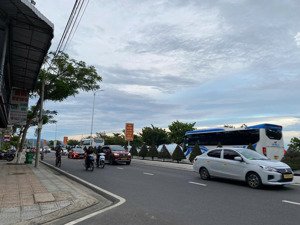 lô đất nha trang đối diện biển 5,830 tỷ, 53m2 mặt đường 10m sổ đỏ sang tên pháp lý chuẩn