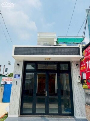 Bán Nhà Mặt Tiền Gần Chợ KCN Lê Minh Xuân 80m2 Giá 1 tỷ 400 !