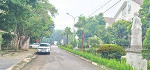 bán biệt thự song lập khu a dt 230m2 kđt ngôi nhà mới, quốc oai. giá đầu tư