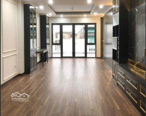 cho thuê nhà tại phạm ngọc thạch ,diện tích 50m2x6t, oto tránh nhau. giá cho thuê 20 triệu/tháng