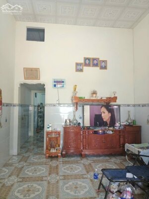 Bán nhà cấp 4 DT 4m x15m, 1 tỷ 5, đường xe hơi kp1 phường Tân Hiệp.