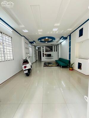 CHO THUÊ NHÀ 3 LẦU NỘI THẤT KDC HƯNG PHÚ CTY8