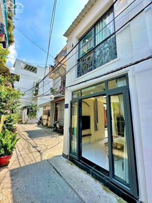 Bán nhà góc 2 Mặt Tiền hẻm Trần Văn Đang-P9,Q.3 (hẻm hông 5m đậu xe thoải mái)